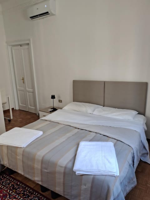 Lacasabianca guest house saronno Bed and Breakfast in Saronno