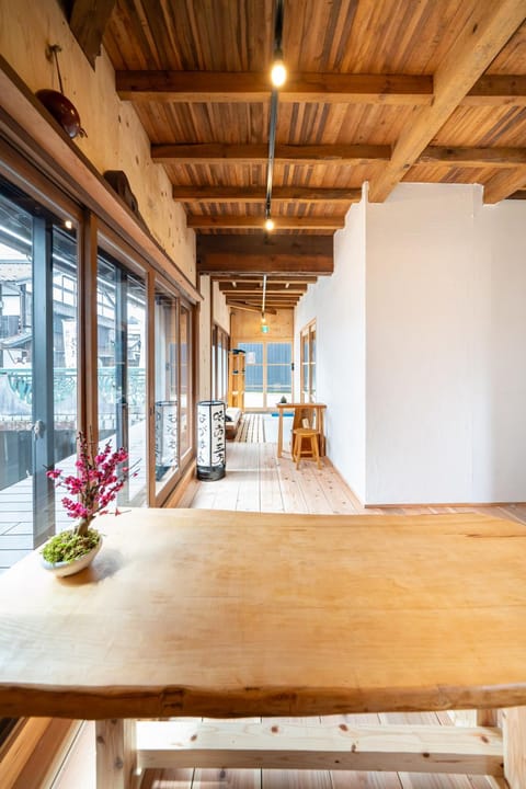 Dining area, Diving