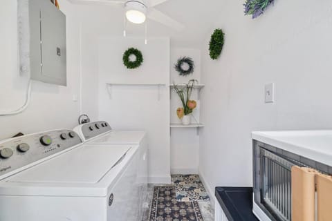 West Orlando Guest House Apartment in Pine Hills