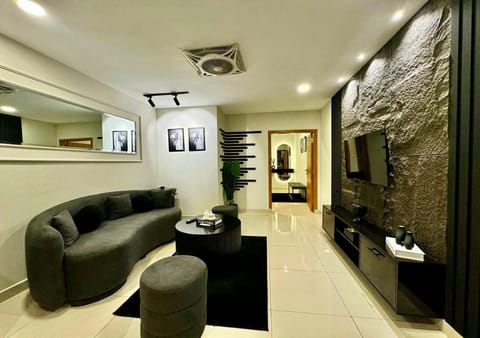 Communal lounge/ TV room, TV and multimedia