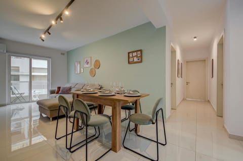 Designer 4 BR Family Apartment with Side Sea View Apartment in Saint Paul's Bay