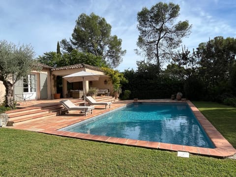 Property building, Living room, Swimming pool