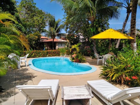Garden, Swimming pool