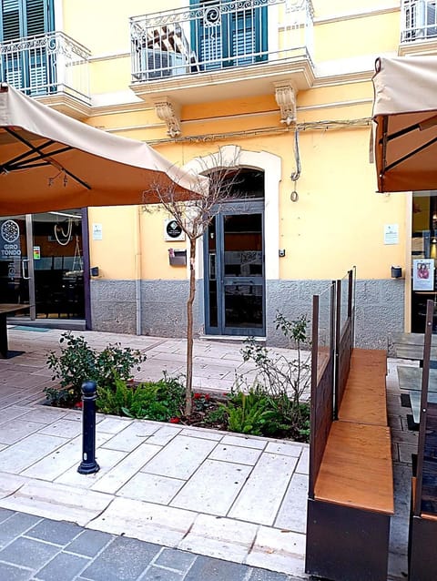 Property building, Street view