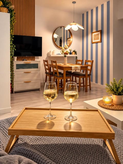 TV and multimedia, Living room, Dining area