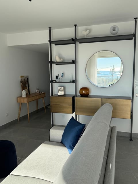 Voiles Blanches 123 By Avecoeur Apartment in Antibes