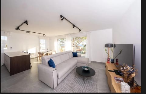 Voiles Blanches 123 By Avecoeur Apartment in Antibes