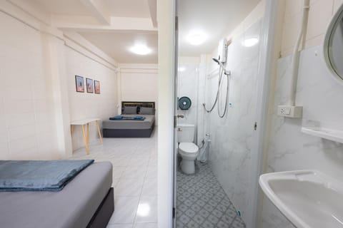 Bathroom, Photo of the whole room, Bedroom