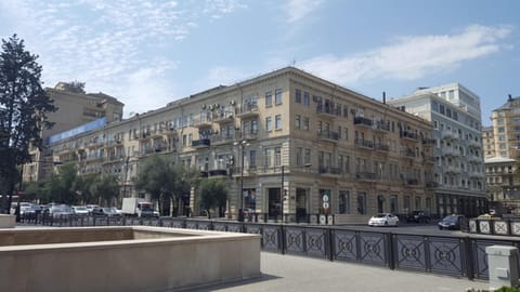 Property building, Facade/entrance