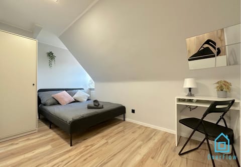 Future Room - 10 Minutes to Gdańsk Old Town Vacation rental in Gdansk
