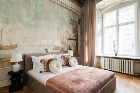 Bed, Day, View (from property/room), Photo of the whole room, Decorative detail, Bedroom, heating, internet