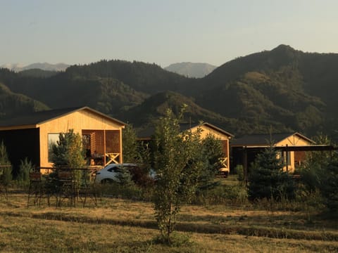 Property building, Facade/entrance, Spring, Day, Natural landscape, Mountain view