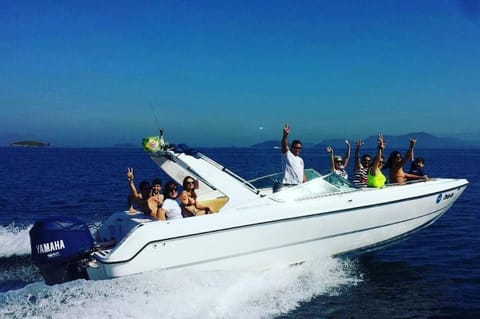 Snorkeling, group of guests