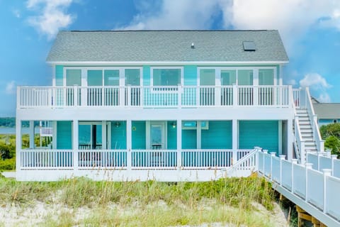 NTB210 Blue Moon House in North Topsail Beach