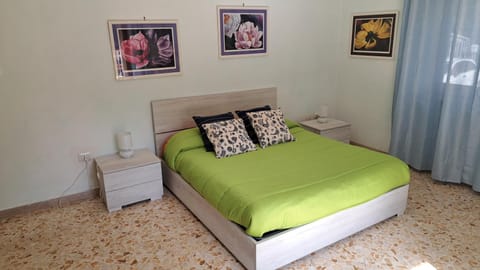 The Garden Rose Apartment in Sant Agnello