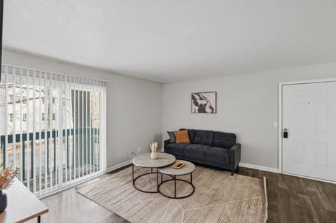 Cozy Downtown Stone Mountain Apartment Apartment in Tucker