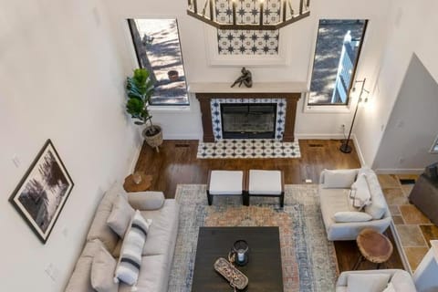 Luxury Golf Estate - 7 Ensuite Suites - Steam Spa - Theatre Villa in Monument