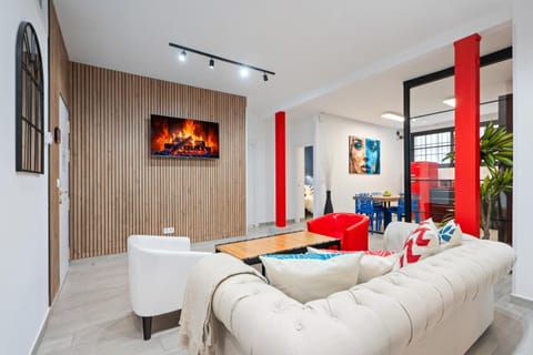 TV and multimedia, Living room, Seating area