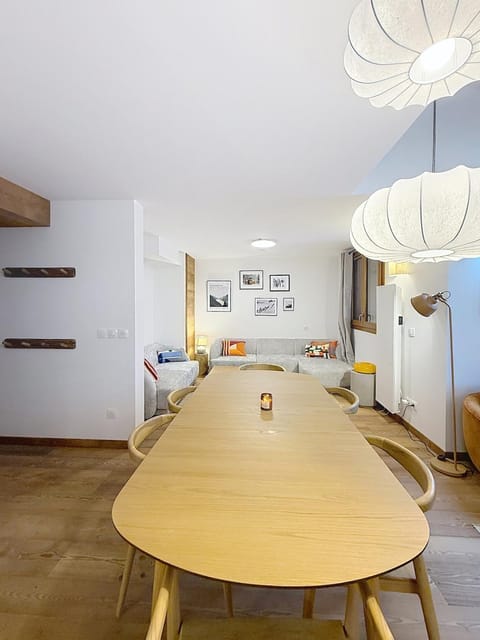 La Tanière d'Altaïr, duplex premium ski-in ski-out 8p avec garage Apartment in Montgenèvre