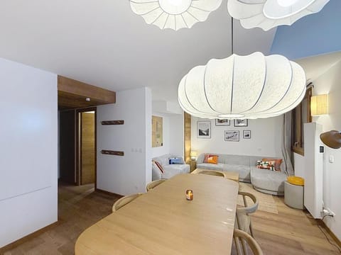 La Tanière d'Altaïr, duplex premium ski-in ski-out 8p avec garage Apartment in Montgenèvre