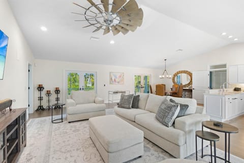 Beachwalk Hideaway House in Longboat Key