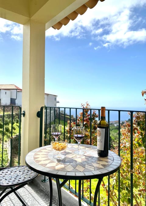 Natural landscape, View (from property/room), Balcony/Terrace, Sea view
