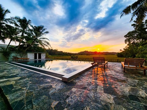 Day, Natural landscape, Pool view, Swimming pool, Sunset