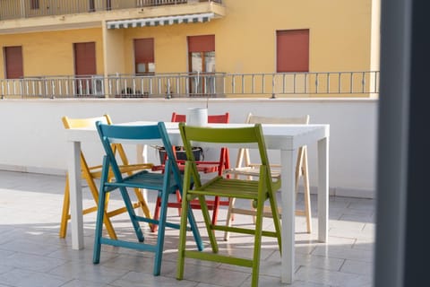 Patio, Day, View (from property/room), Balcony/Terrace, Dining area