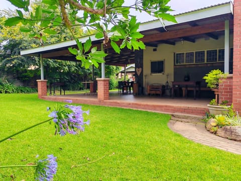 Property building, Garden, Garden view