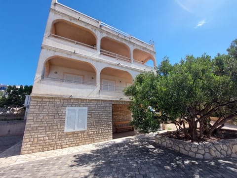 Property building, Day, View (from property/room), Balcony/Terrace
