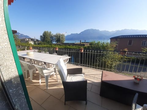 Property building, Spring, Day, View (from property/room), Balcony/Terrace, Garden view, Lake view, Mountain view, furniture