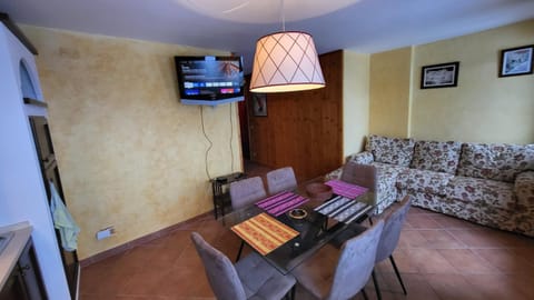 Beautiful 3-room apartment ski-in ski-out Cervinia Apartment in Breuil-Cervinia