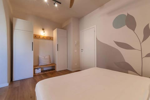 Hortus appartamento in centro storico Apartment in Orta San Giulio