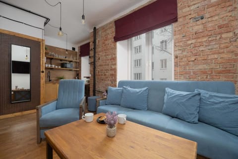 Kitchen or kitchenette, Living room, Seating area