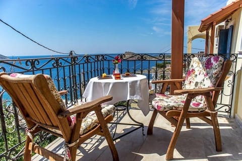 Patio, View (from property/room), Balcony/Terrace, Seating area, Sea view