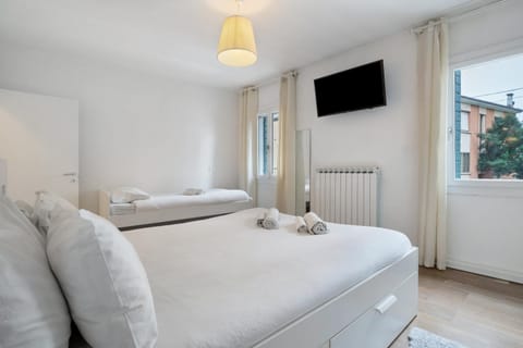 Venezia, 15 Minutes From Venice Apartment in Venice