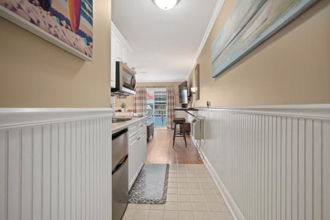 Hermits Hide-a-way House in Carolina Beach