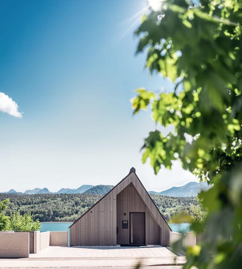 Property building, Spring, Day, Natural landscape, Mountain view