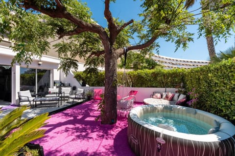Property building, Patio, Garden, Garden view, Parking