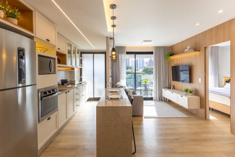 TV and multimedia, Kitchen or kitchenette, Living room, oven, stove