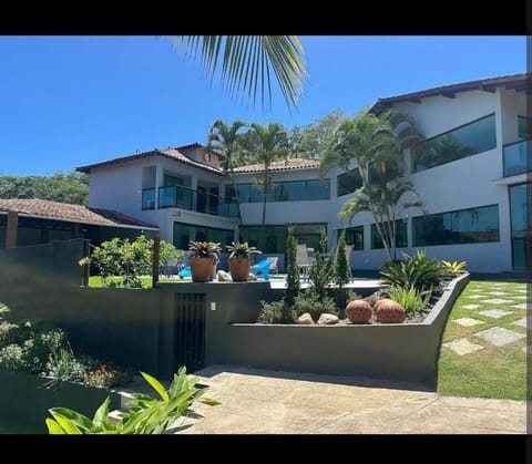 Mansão Buziana Geribá House in Armacao dos Buzios