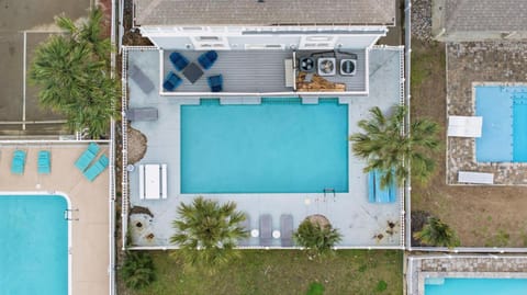 Tropical Castle House in North Myrtle Beach