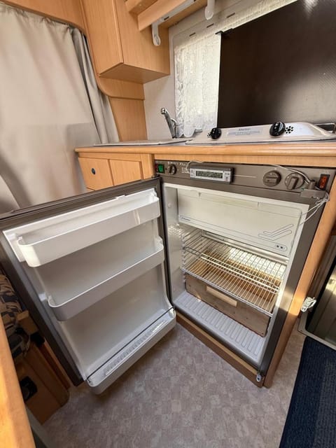 Camper Fixed On-Site Geneva Airport Campground/ 
RV Resort in Geneva