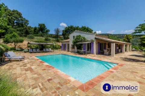 Air-conditioned villa with swimming pool Villa in Sainte-Maxime
