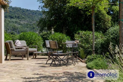 Air-conditioned villa with swimming pool Villa in Sainte-Maxime