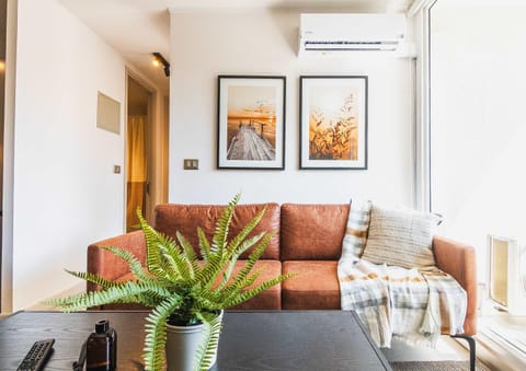 Living room, air conditioner