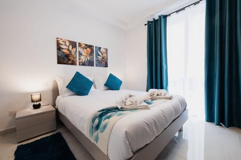 Modern 3BR Maisonette with Private BBQ Area Apartment in Malta