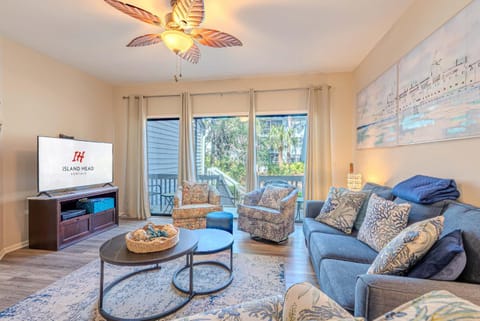 5-Min Walk to Beach - Coligny - Pool - OceanBreeze Apartment in South Forest Beach