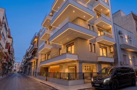 Property building, Neighbourhood