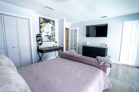 Amazing Experience Imperial Key - Tampa FL House in Town N Country